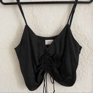 Aritzia Wilfred Scrunch Crop Top